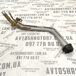 Горловина паливного бака Kia Sorento 1 02-09 2.5 CRDi права