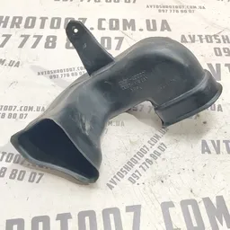 Патрубок повітряний Hyundai Elantra 3 (00-06) 1.6 282112d000