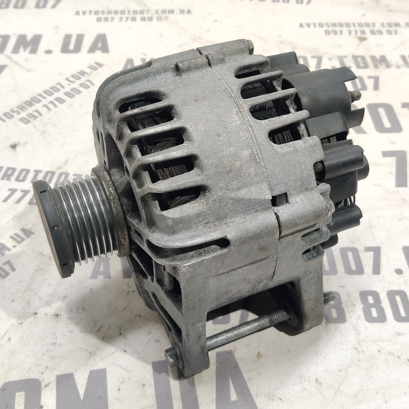 Генератор Renault Grand Scenic 3 (09-16) 1.6d OEM 231007033r фото 2