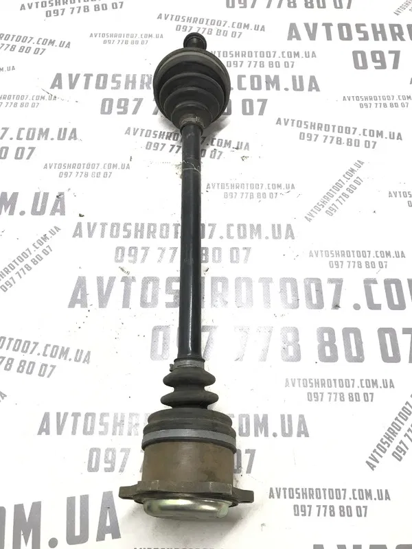 Привід VW Passat B5+ (00-05) 1.9 TDI правий OEM 8D0407272ET