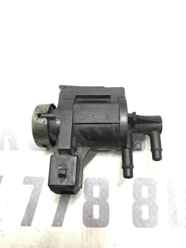 Клапан ел-магнітний VW Passat B5+ (00-05) 1.9 OEM 1J0906283A