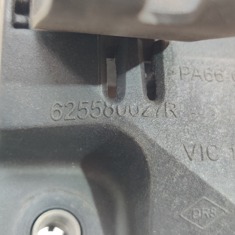 Відбійник Renault Scenic 3 (09-16) 1.6d Пр OEM 625580027r