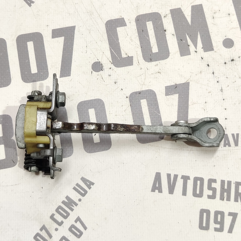 Обмежувач дверей Renault Grand Scenic 3 09-16 1.6 dCi задній