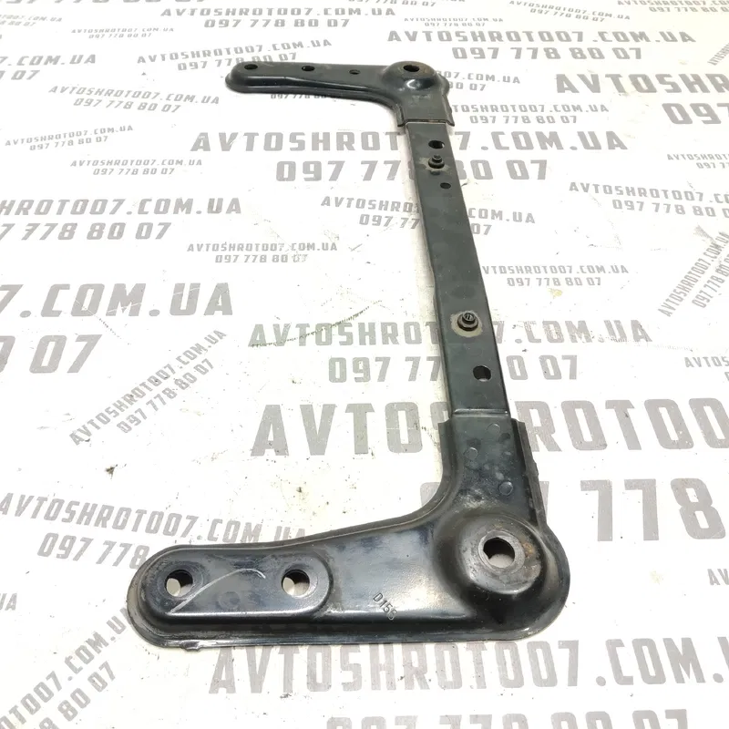 Кронштейн підрамника Renault Scenic 3 09-16 1.6D 544640003R