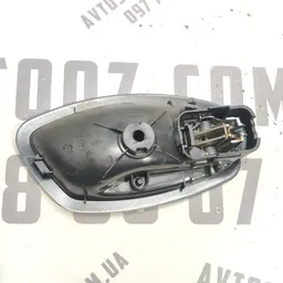 Ручка внутр. Renault Scenic 3 09-16 1.6D ліва OEM 826730001R фото 2
