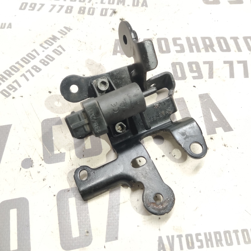 Клапан Renault Grand Scenic 3 (09-16) 1.6 dCi OEM 8200762162