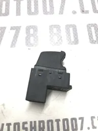 Кнопка багажника VW Passat B5+ (00-05) 1.9 Дизель ліва перед