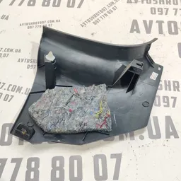 Накладка салону Toyota Auris (06-12) 1.6 Бензин передня ліва фото 3
