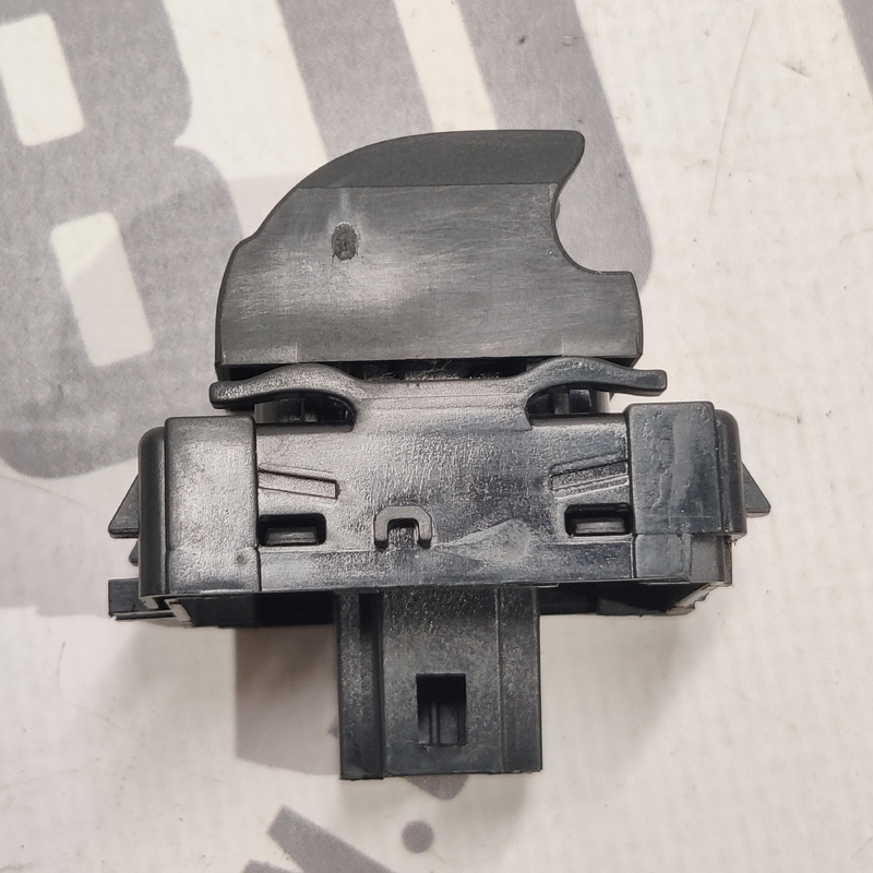 Кнопка склопідіймача Scenic 3 09-16 1.6d OEM 254010003r