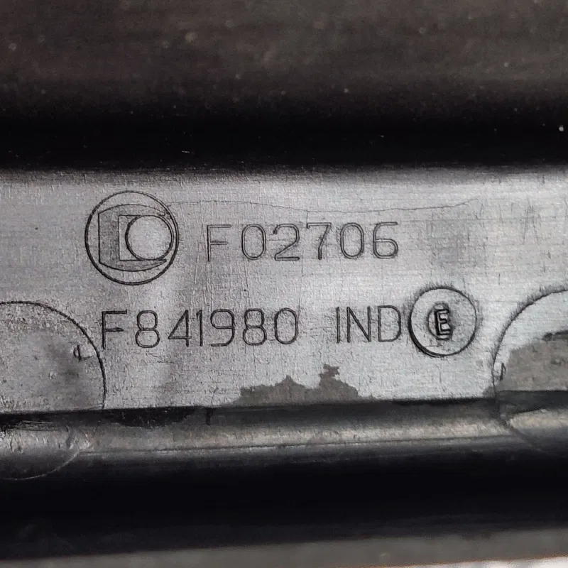 Кришка ГРМ Peugeot 307 (01-08) 1.4 Бензин OEM 9626841980