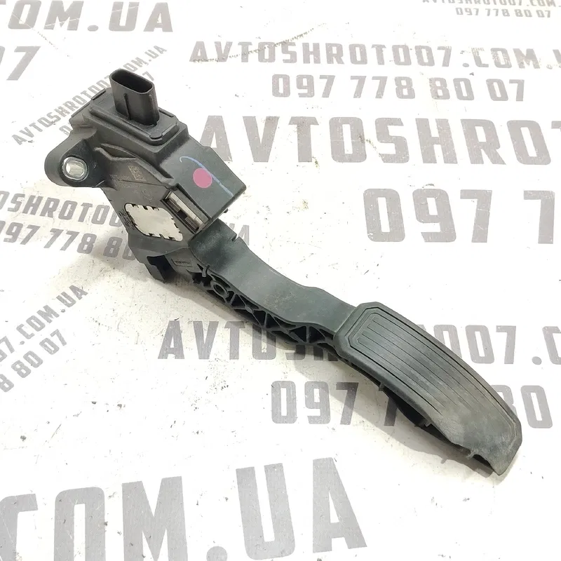 Педаль газу Toyota Auris (06-12) 1.6 Бензин OEM 7811002020