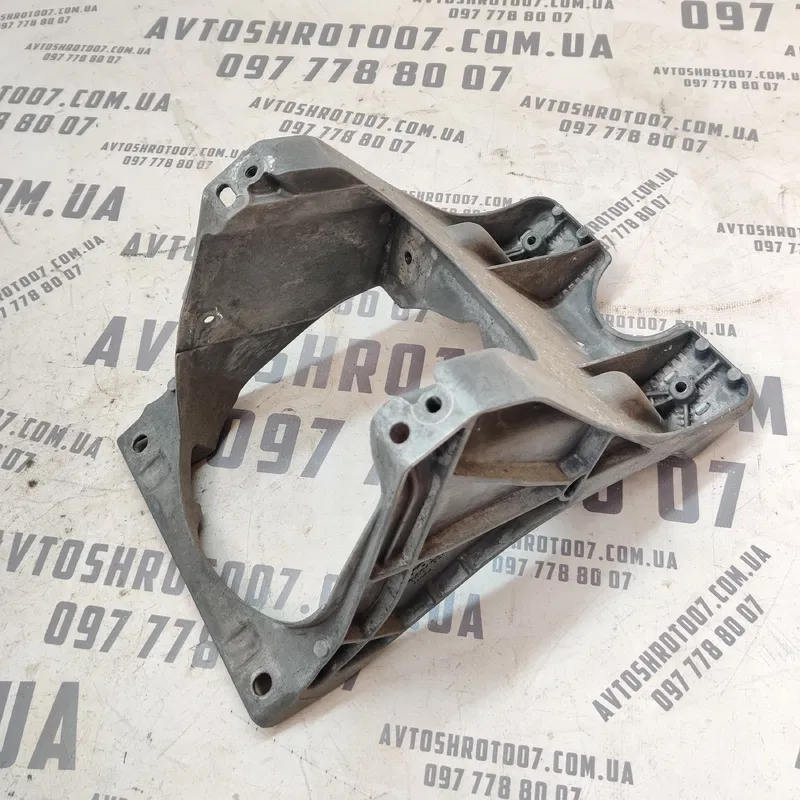 Кронштейн Volvo V50 (04-12) 2.0 Дизель OEM 9491934