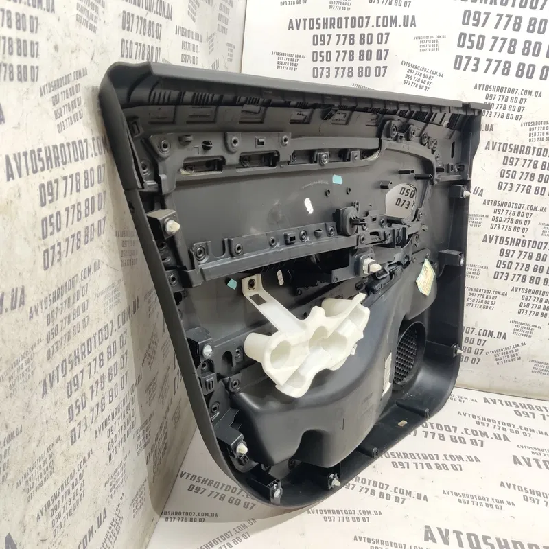 Карта дверна Renault Scenic 3 (09-16) 1.6d Пр.Пр. 809003417r