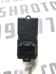 Кнопка склопідіймача Chevrolet Tacuma (00-11) 2.0 Бензин фото 2