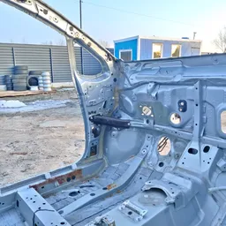 Четверть Toyota Auris (06-12) 1.6 бензин передня ліва фото 4
