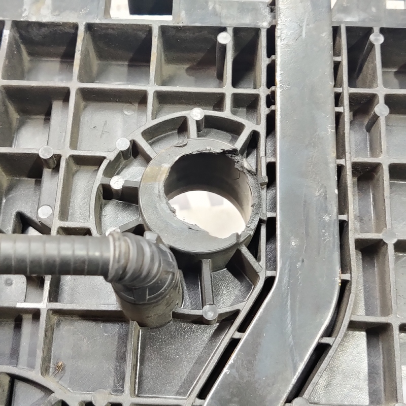 Кріплення АКБ Grand Scenic 3 09-16 1.6dCi OEM t06009a180