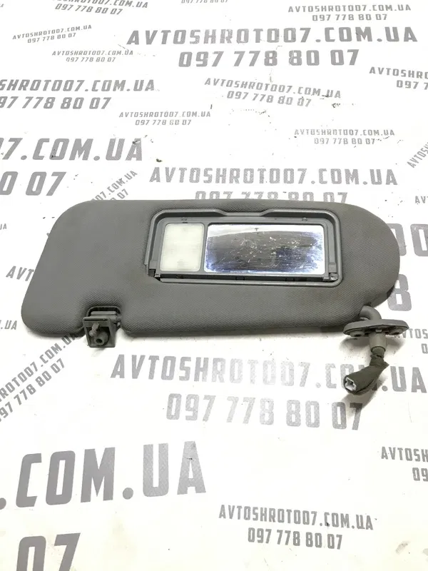 Сонцезахисник Kia Sorento 1 (02-09) 2.5 Дизель лівий