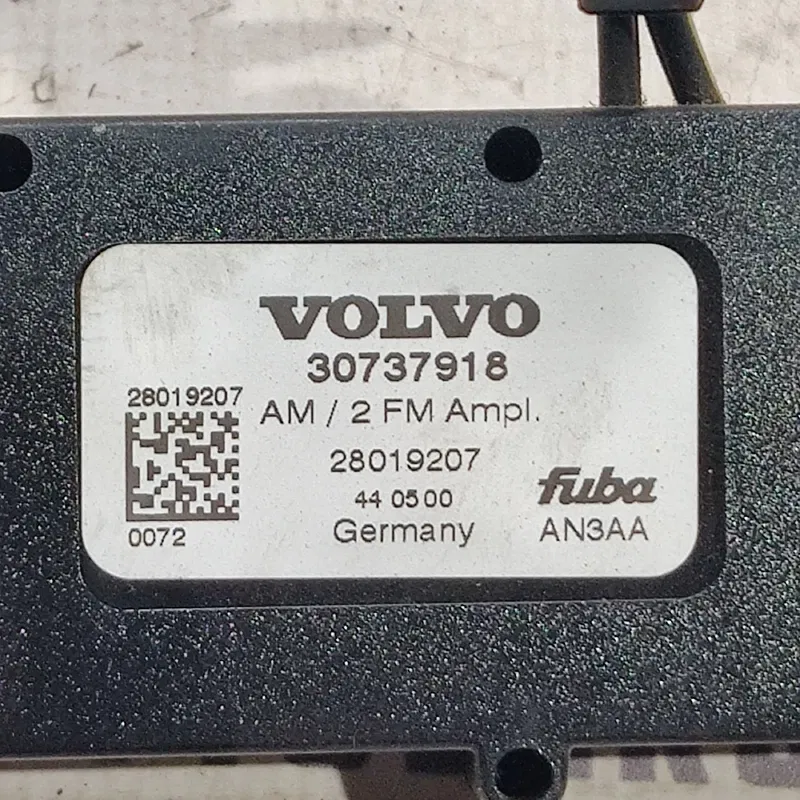 Підсилювач антени Volvo V50 (04-12) 2.0 Дизель OEM 30737918