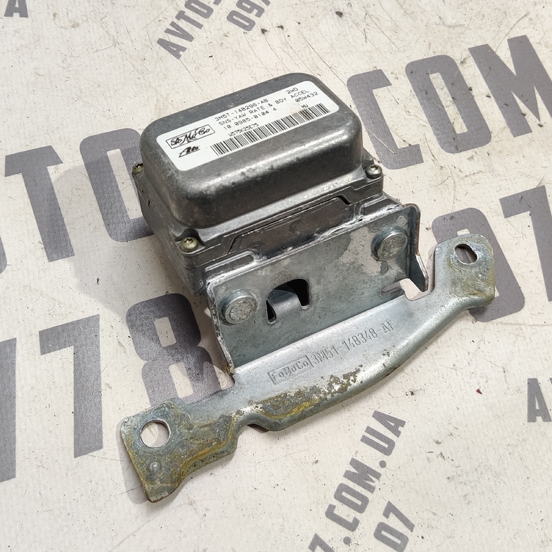Датчик ESP Volvo V50 (04-12) 2.0D прав. OEM 3m5t14b296ab