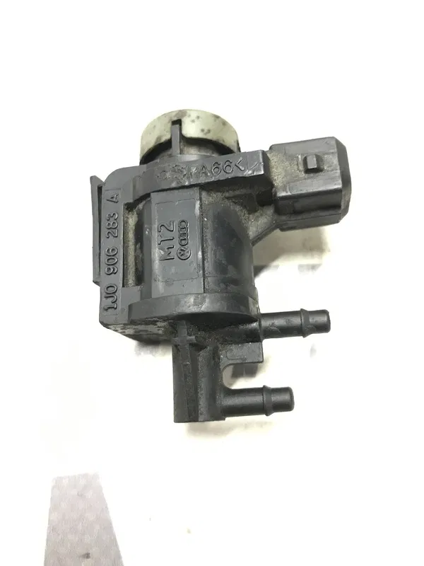 Клапан ел-магнітний VW Passat B5+ (00-05) 1.9 OEM 1J0906283A