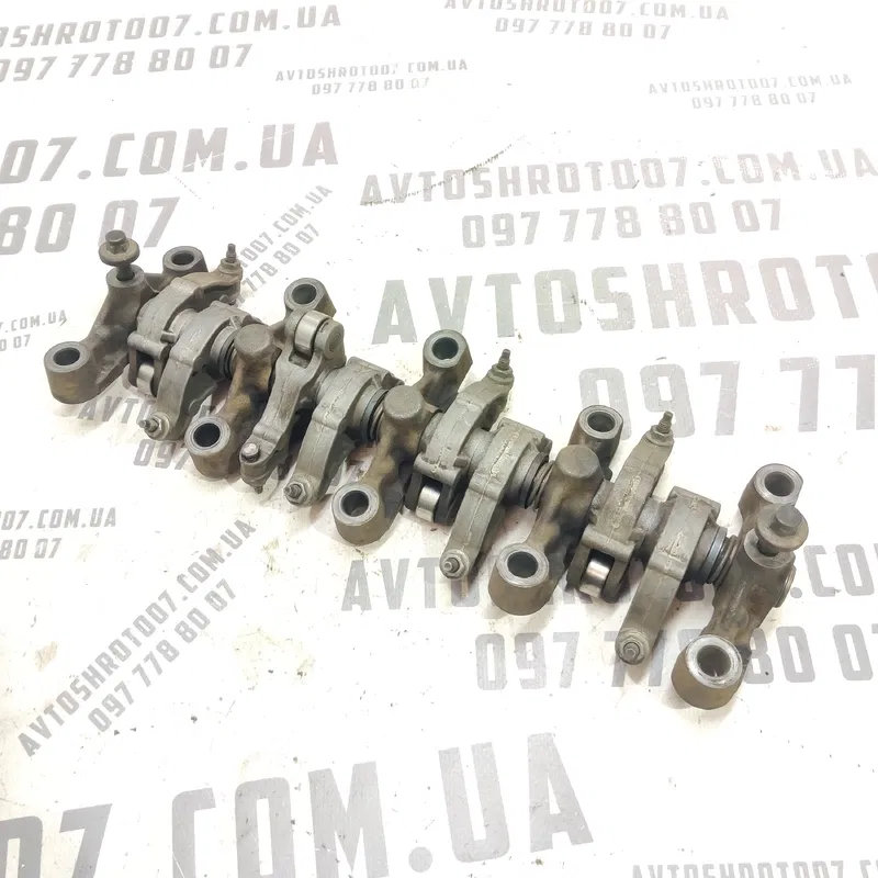 Рокера Peugeot 307 (01-08) 1.4 бензин KFW