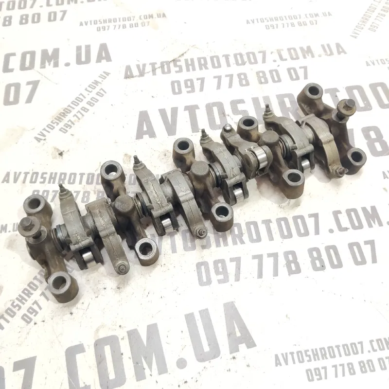 Рокера Peugeot 307 (01-08) 1.4 бензин KFW