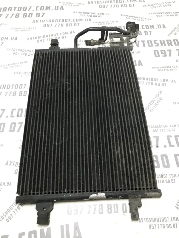 Радіатор кондиціонера VW Passat B5+ (00-05) 1.9 Дизель