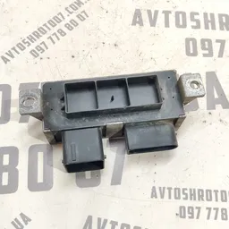 Реле свічок Renault Gr Scenic 3 (09-16) 1.6d OEM 8200558438a фото 3