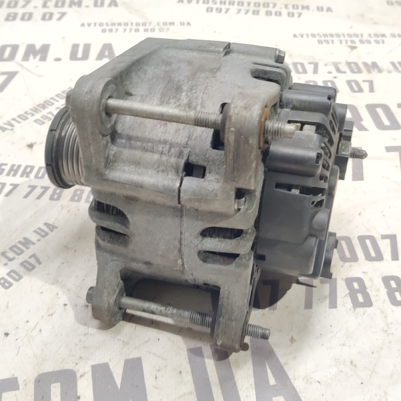 Генератор Renault Grand Scenic 3 (09-16) 1.6d OEM 231007033r