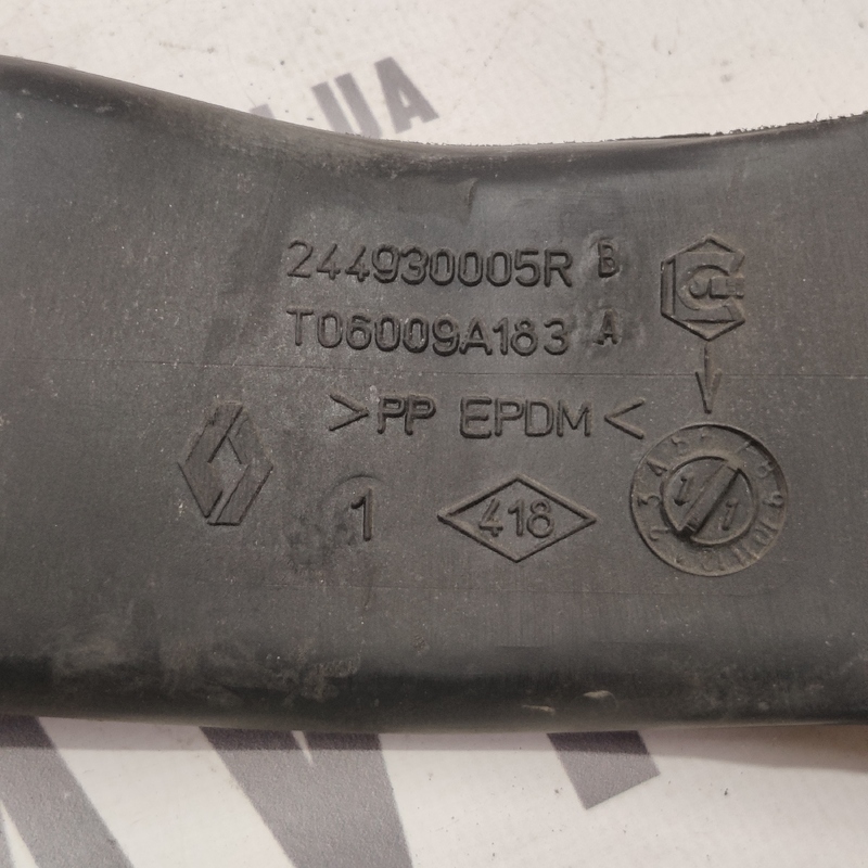 Патрубок повітря Renault Scenic 3 (09-16) 1.6 OEM 244930005r