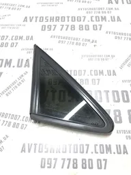 Скло дверей Chevrolet Tacuma 00-11 2.0 Бензин переднє праве