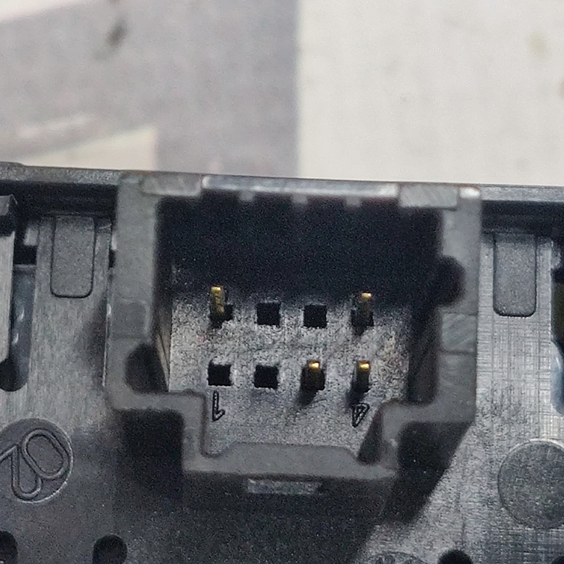 Кнопка склопідіймача Scenic 3 09-16 1.6d OEM 254010003r