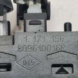 Блок кнопок Renault Scenic 3 09-16 1.6D Ліва OEM 809610016r фото 4