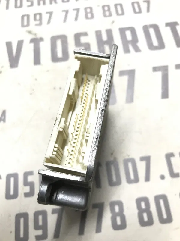 Блок подушок Kia Sorento 1 (02-09) 2.5 Diesel OEM 959103e200