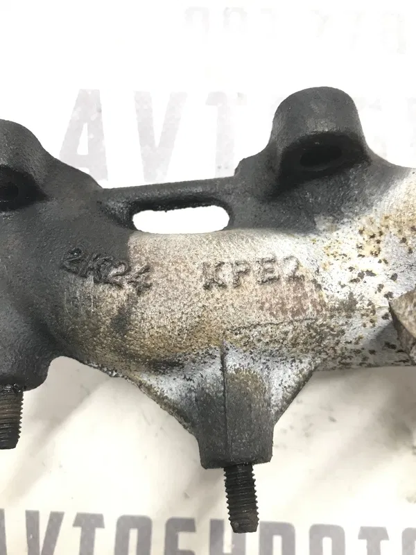 Колектор випускний VW Passat B5+ (00-05) 1.9 Дизель AVB