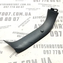 Пластик багажника Toyota Auris 06-12 1.6 ліва 6793802030