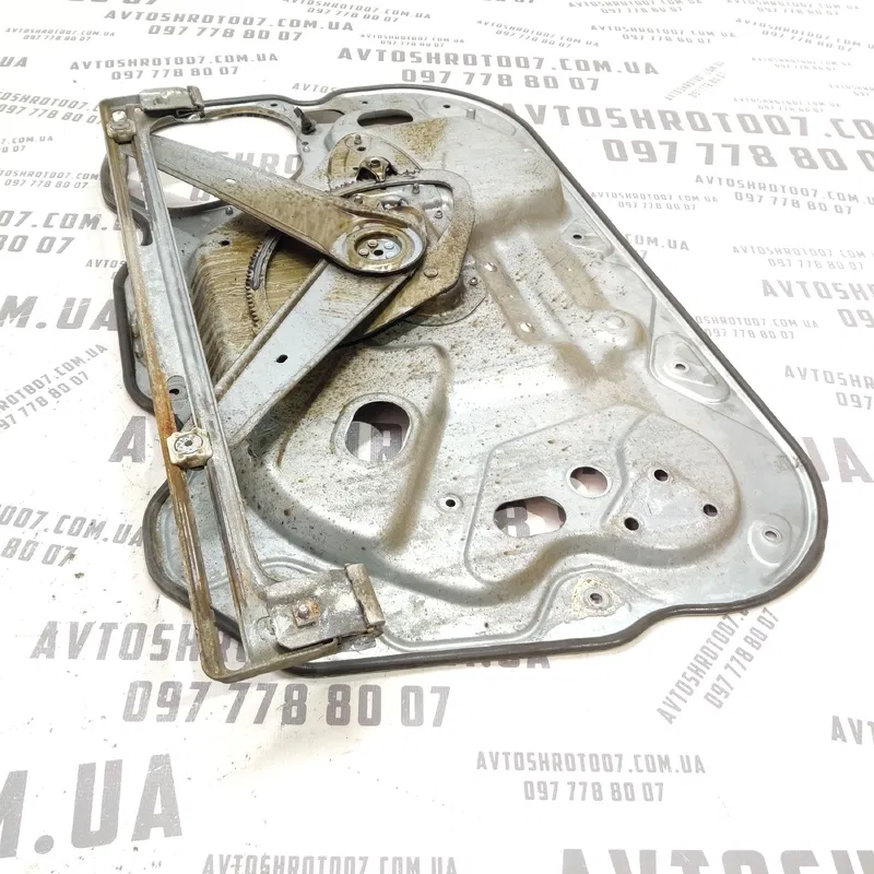 Склопідіймач передній лівий Ford Focus MK2 (04-11) 1.6D