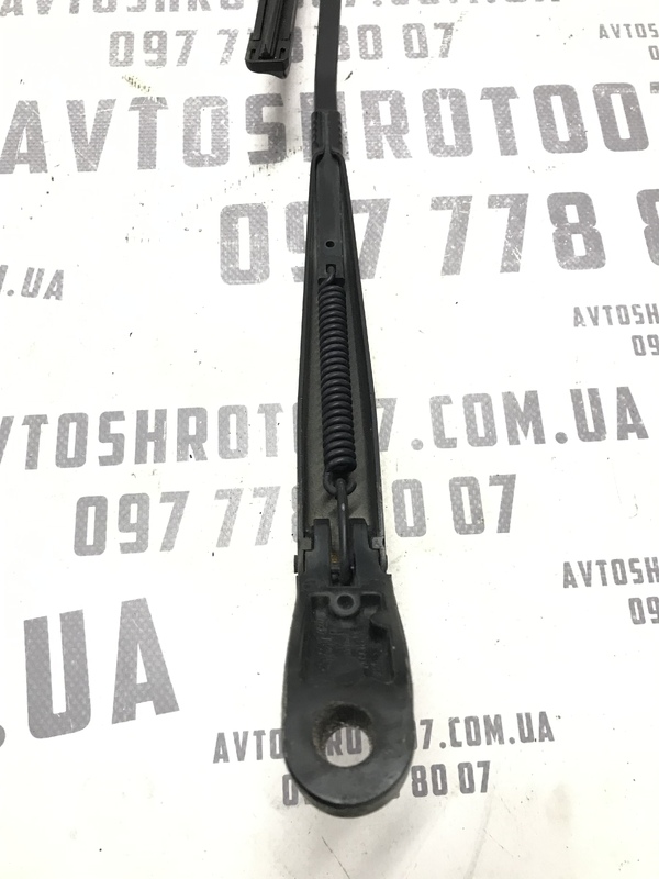 Двірник передній правий Peugeot 407 (04-11) 2.0 дизель