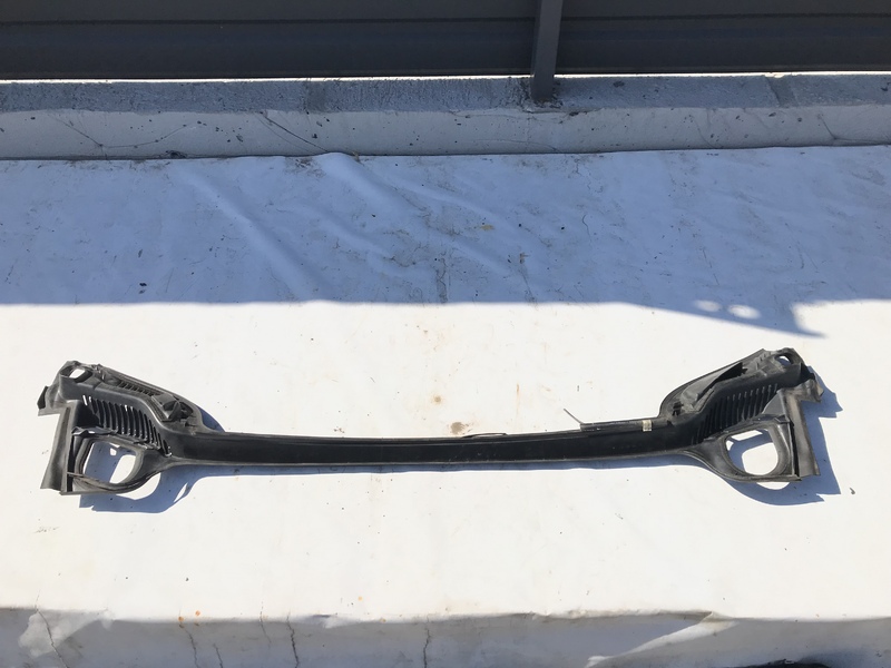 Жабо переднє Peugeot 407 (04-10) 2.0 дизель