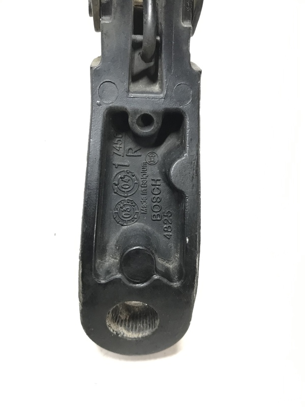 Двірник передній правий Peugeot 407 (04-11) 2.0 дизель