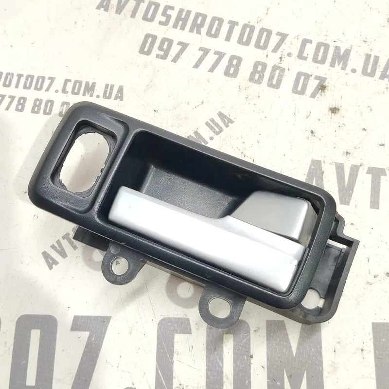 Дверна ручка внутр. Ford Focus MK2 (04-11) 1.6D перед права