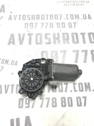 Мотор склопідіймача Citroen Berlingo 1 96-08 1.6D пер.прав.