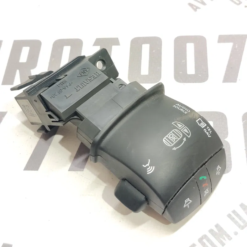 Перемикач підруль. Renault Grand Scenic 3 09-16 255520014R