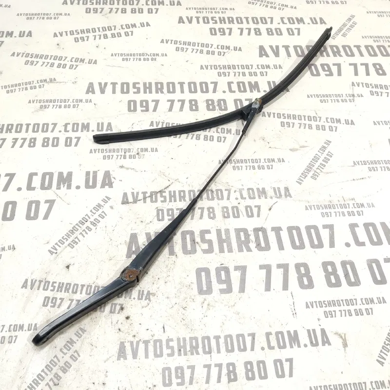 Двірник лівий Ford Focus MK2 (04-11) 1.6D 4M5117526AC