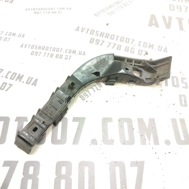 Кронштейн бампера перед правий Hyundai Elantra 4 06-11 1.6Б