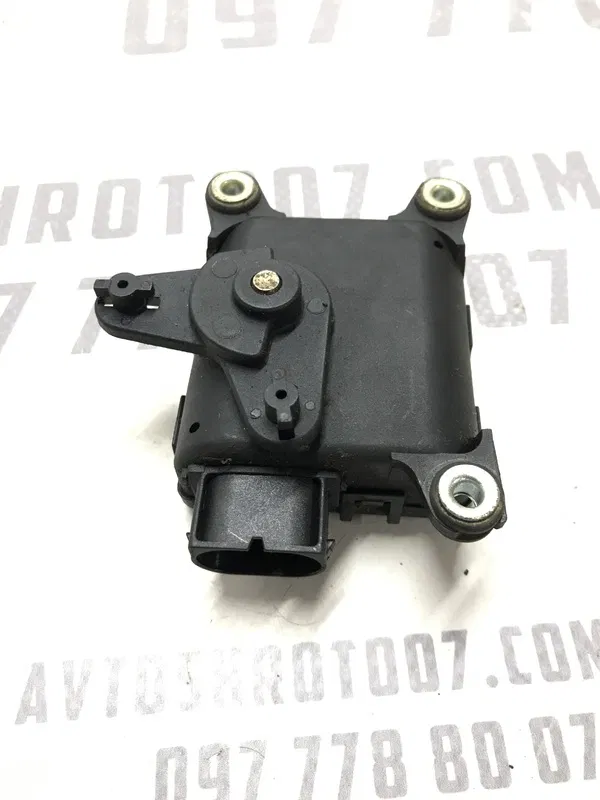 Двигун заслінки пічки VW Passat B5+ (00-05) 1.9 TDI AVF