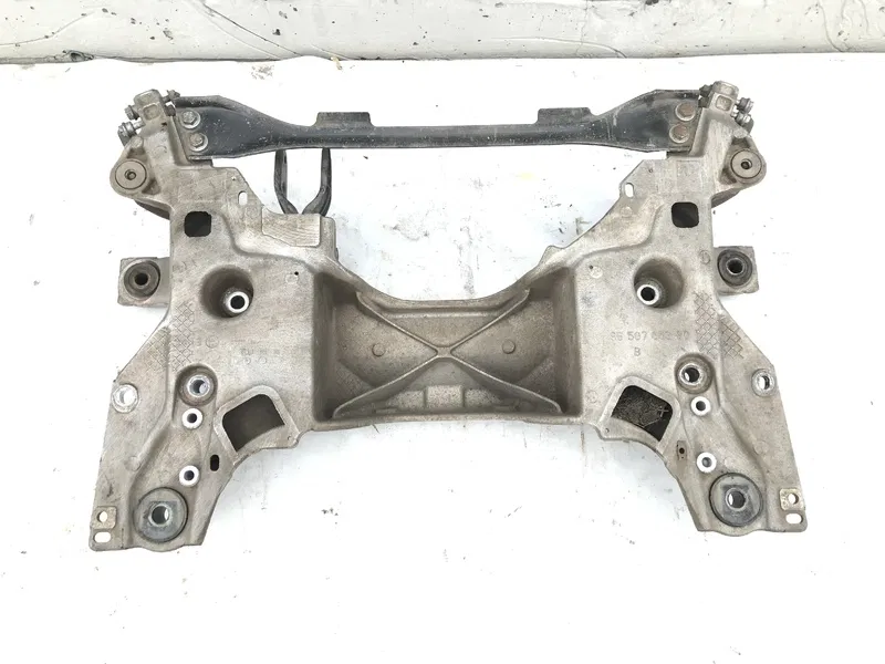 Підрамник передній Peugeot 407 (04-11) 2.0D 9650785380