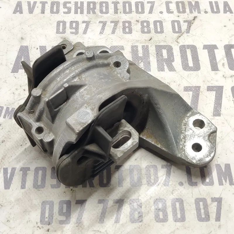 Подушка двигуна ліва Peugeot 407 (04-11) 2.0D