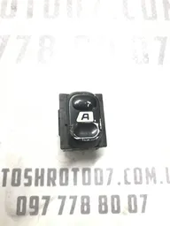 Кнопка склопідіймача Citroen Berlingo 1 (96-08) 1.6D