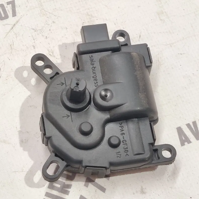 Двигун заслінки пічки Ford Focus MK2 (04-11) 1.6 Дизель